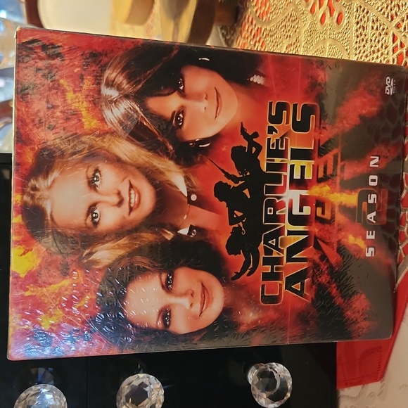 Charlies Angel Season 2 - Picture 1 of 2